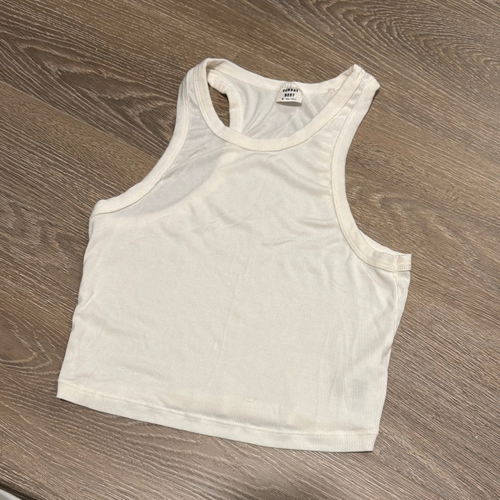 Aritzia White Sleeveless Crop Tank Top